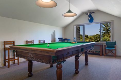 Photo of property in 2213 Whananaki North Road, Whananaki, Hikurangi, 0181