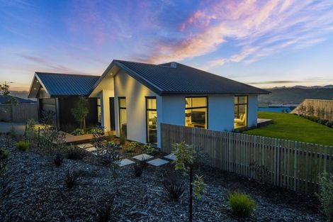 Photo of property in 48 Katania Heights, Brightwater, 7022