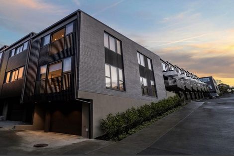 Photo of property in 3/30 Dudley Road, Mission Bay, Auckland, 1071