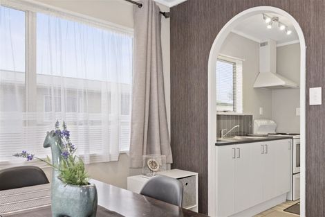 Photo of property in 14a Pohutukawa Drive, Owhata, Rotorua, 3010