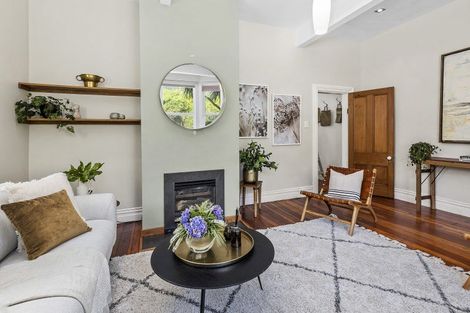 Photo of property in 241 Ohiro Road, Brooklyn, Wellington, 6021