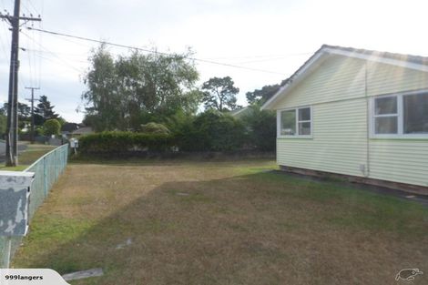 Photo of property in 54 Glen Marine Parade, Glendene, Auckland, 0602