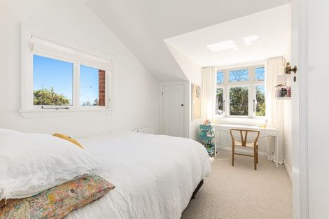 Photo of property in 103 Muritai Road, Eastbourne, Lower Hutt, 5013