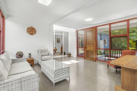 Photo of property in 66-66a Kuratawhiti Street, Greytown, 5712