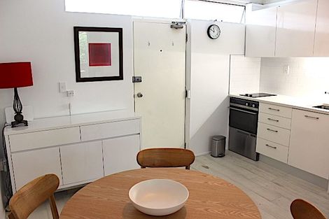 Photo of property in 3/73 Princes Street, Northcote Point, Auckland, 0627