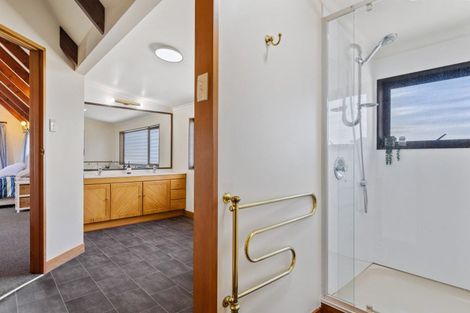 Photo of property in 17 Hind Place, Hokowhitu, Palmerston North, 4410