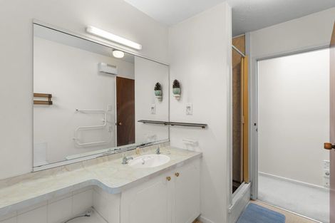 Photo of property in 1/5 Cottesmore Close, Burnside, Christchurch, 8053