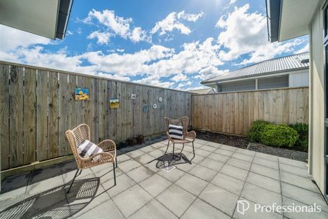 Photo of property in 6 Tarata Lane, Avalon, Lower Hutt, 5011