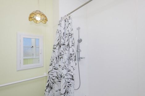 Photo of property in 8 De Lautour Road, Kaiti, Gisborne, 4010