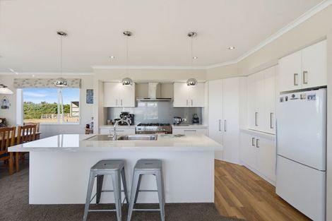 Photo of property in 14 Hayfield Terrace, Cust, Rangiora, 7471