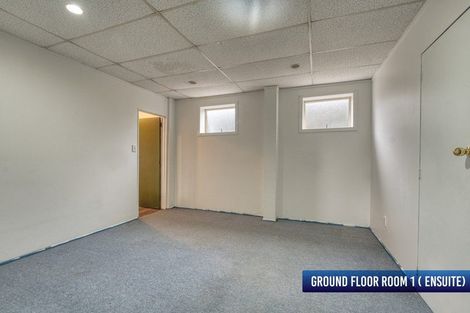 Photo of property in 8 Condliffe Place, New Windsor, Auckland, 0600