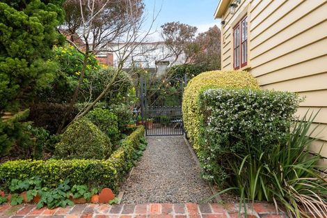 Photo of property in 9 Tonks Grove, Te Aro, Wellington, 6011