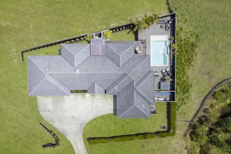 Photo of property in 17 Wautaiti Drive, Riverhead, 0820