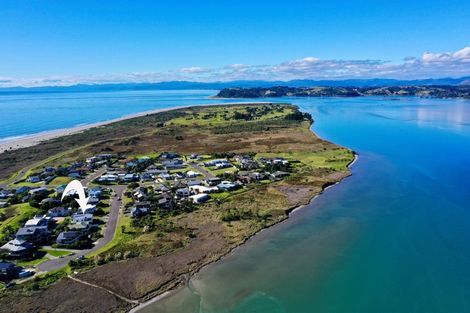 Photo of property in 20 Rangitukehu Street, Ohope, 3121