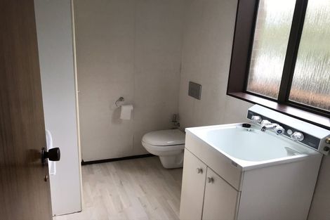 Photo of property in 2/5 Kegworth Place, Browns Bay, Auckland, 0630