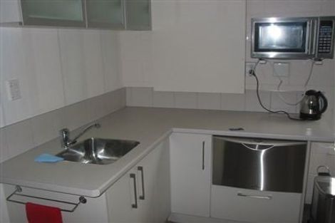 Photo of property in 1/14 Frieston Road, Milford, Auckland, 0620