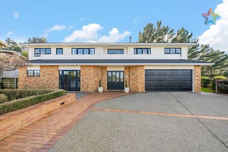 Photo of property in 44 Arahiwi Grove, Tirohanga, Lower Hutt, 5010