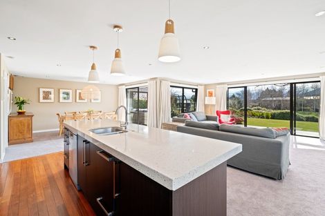 Photo of property in 7 Liverpool Way, Wanaka, 9305