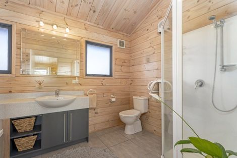 Photo of property in 102 South Highway East, Whitianga, 3510