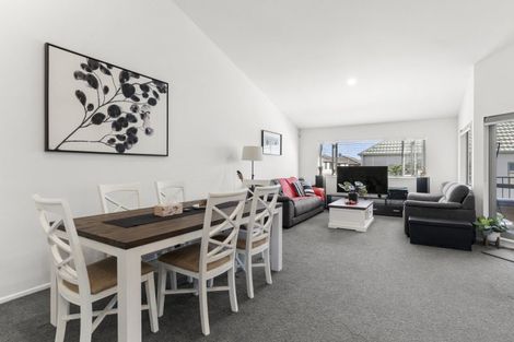 Photo of property in 4/45 Tawa Street, Mount Maunganui, 3116