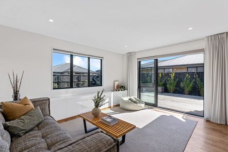 Photo of property in 17 Helen Place, Halswell, Christchurch, 8025