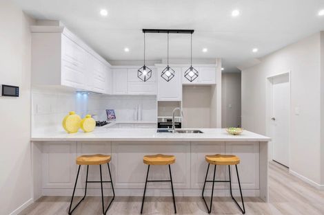 Photo of property in 18 Skua Road, Hobsonville, Auckland, 0616