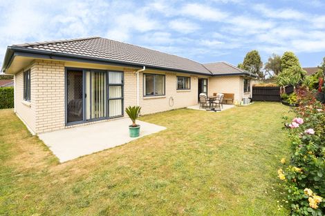 Photo of property in 84 Collingwood Road, Waiuku, 2123