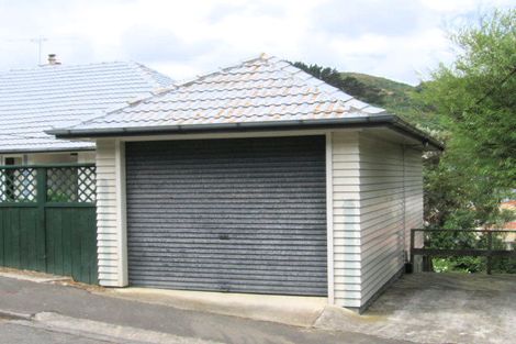 Photo of property in 3-5 Eden Street, Island Bay, Wellington, 6023