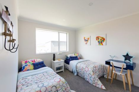 Photo of property in 5 Te Aparangi Crescent, Papakura, 2110