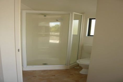 Photo of property in 2 Vine Street, Hillcrest, Hamilton, 3216