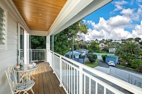 Photo of property in 14a Tiri View Place, Waiake, Auckland, 0630