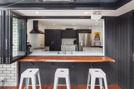 Photo of property in 17 Chipping Lane, Redwood, Christchurch, 8051