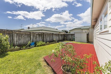 Photo of property in 1 Pohutukawa Grove, Titahi Bay, Porirua, 5022