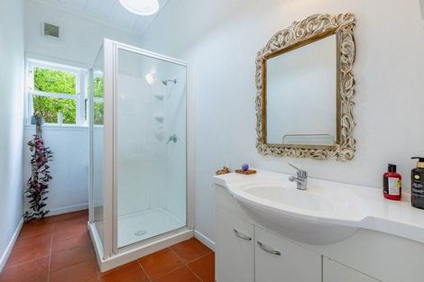 Photo of property in 3 Denholm Road, Hospital Hill, Napier, 4110