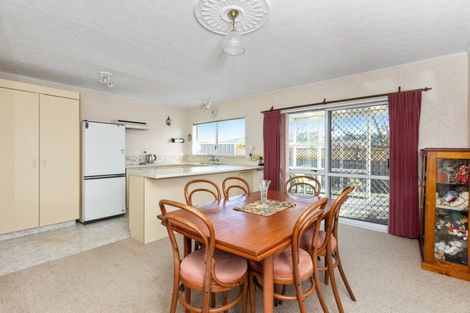 Photo of property in 21a Whiting Crescent, Greenmeadows, Napier, 4112