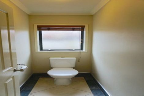 Photo of property in 5 Duntrune Road, Flat Bush, Auckland, 2016