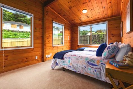 Photo of property in 6 Waiho Terrace, Elsdon, Porirua, 5022