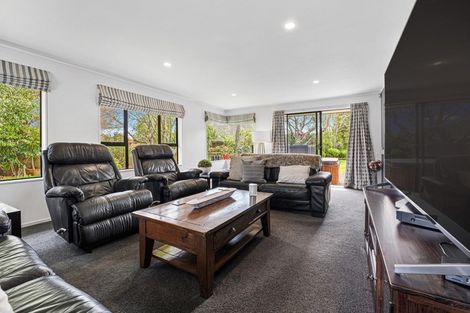Photo of property in 21a Kinross Drive, Merrilands, New Plymouth, 4312