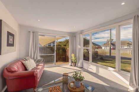 Photo of property in 21 Corhampton Street, Aranui, Christchurch, 8061