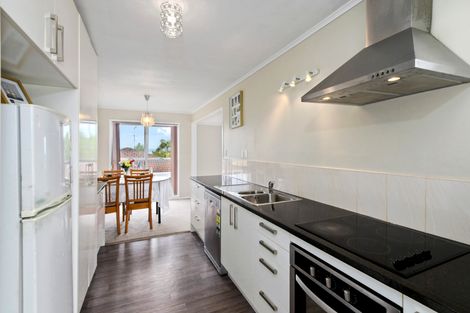 Photo of property in 5 Sari Place, Massey, Auckland, 0614