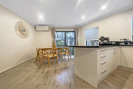 Photo of property in 2 Skinner Road, Mount Wellington, Auckland, 1060