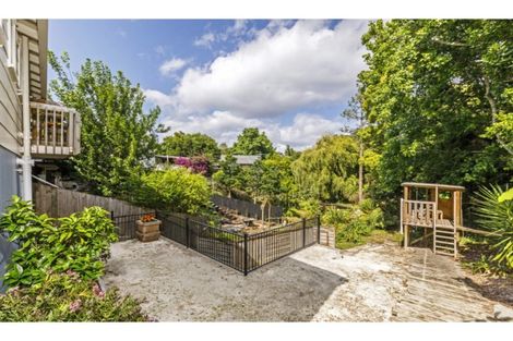 Photo of property in 1/5 Scarlock Avenue, Browns Bay, Auckland, 0630