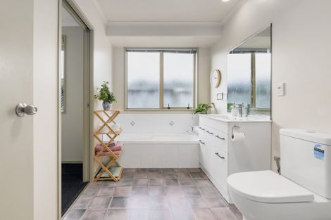 Photo of property in 3 Grevillea Place, Melville, Hamilton, 3206