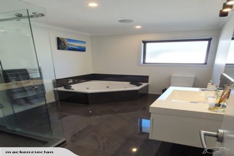 Photo of property in 87 Woburn Road, Woburn, Lower Hutt, 5010