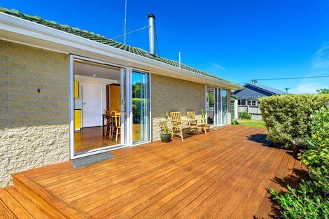 Photo of property in 28 Sandra Street, South New Brighton, Christchurch, 8062