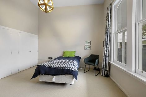 Photo of property in 117 Derwent Street, Island Bay, Wellington, 6023