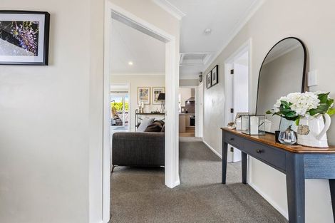 Photo of property in 95 Kendal Avenue, Burnside, Christchurch, 8053