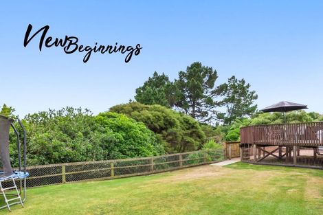 Photo of property in 180 Holborn Drive, Stokes Valley, Lower Hutt, 5019