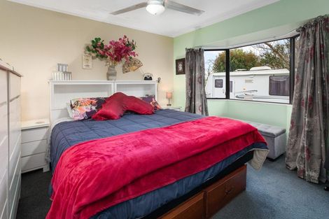 Photo of property in 13 Bradley Street, Paeroa, 3600