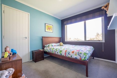 Photo of property in 265 Ngahere Park Road, Turitea, Palmerston North, 4472